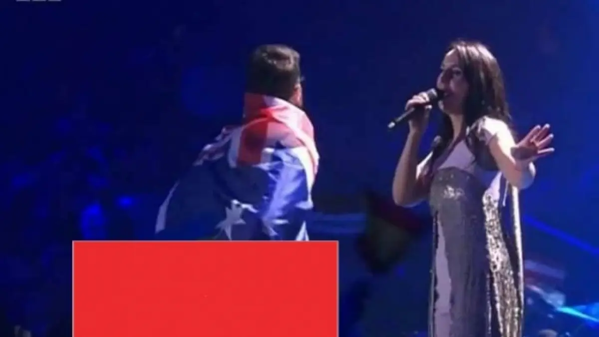 eurovision 2017 barbatul care a urcat pe scena dezbracat plasat sub control judiciar declara ca nu