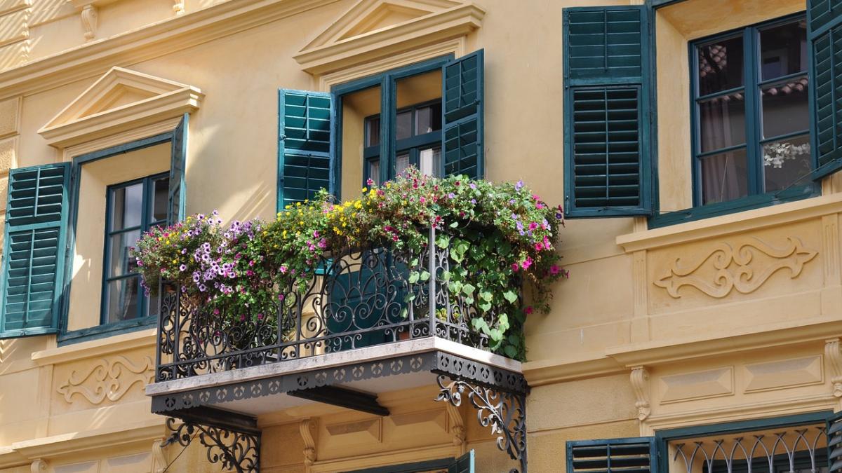 primaria capitalei a lansat concursul cel mai frumos balcon vezi aici conditiile de participare