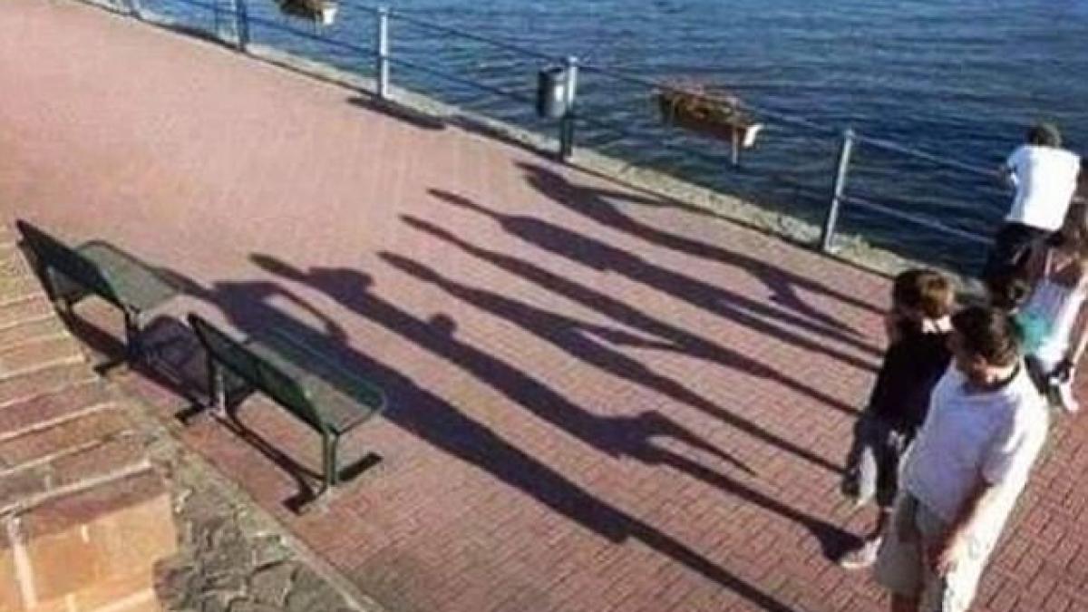 aparent este o imagine banala de familie mesajul ascuns din spatele acestei poze ce apare de fapt