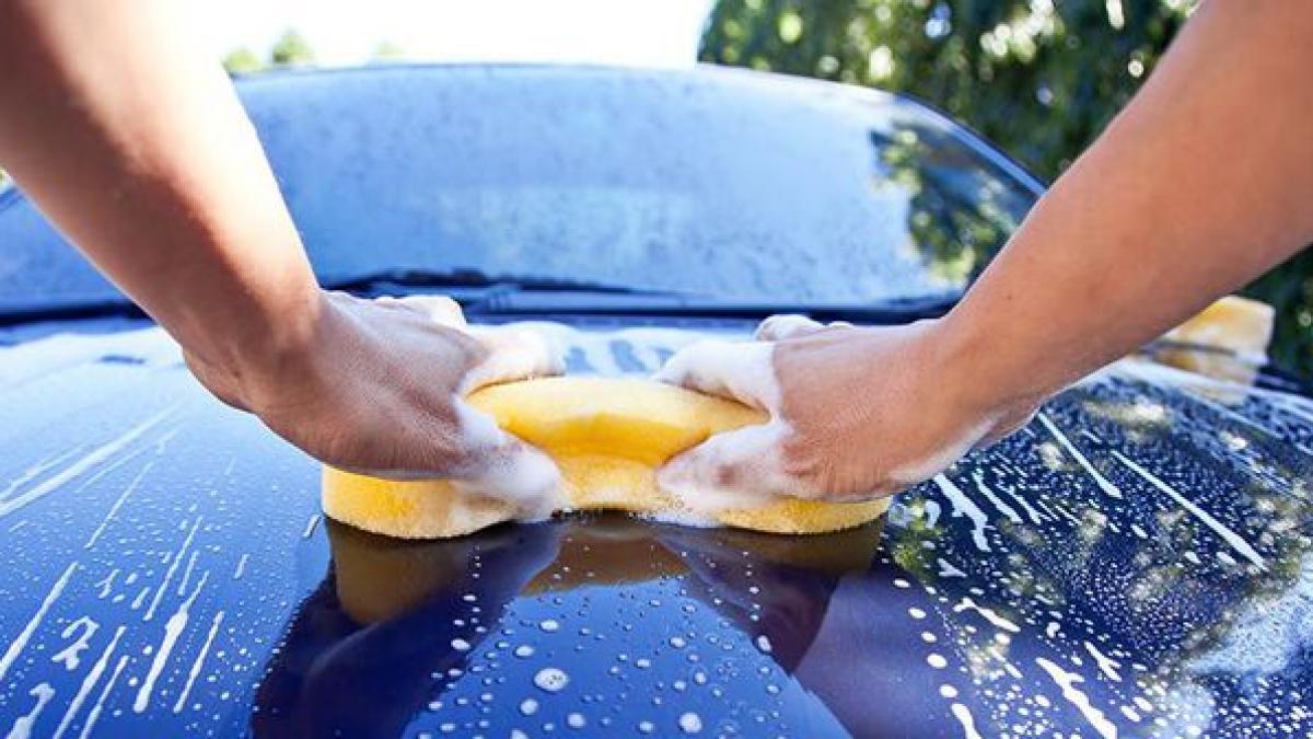 trucuri de curatare care iti vor face masina impecabila la interior si la exterior