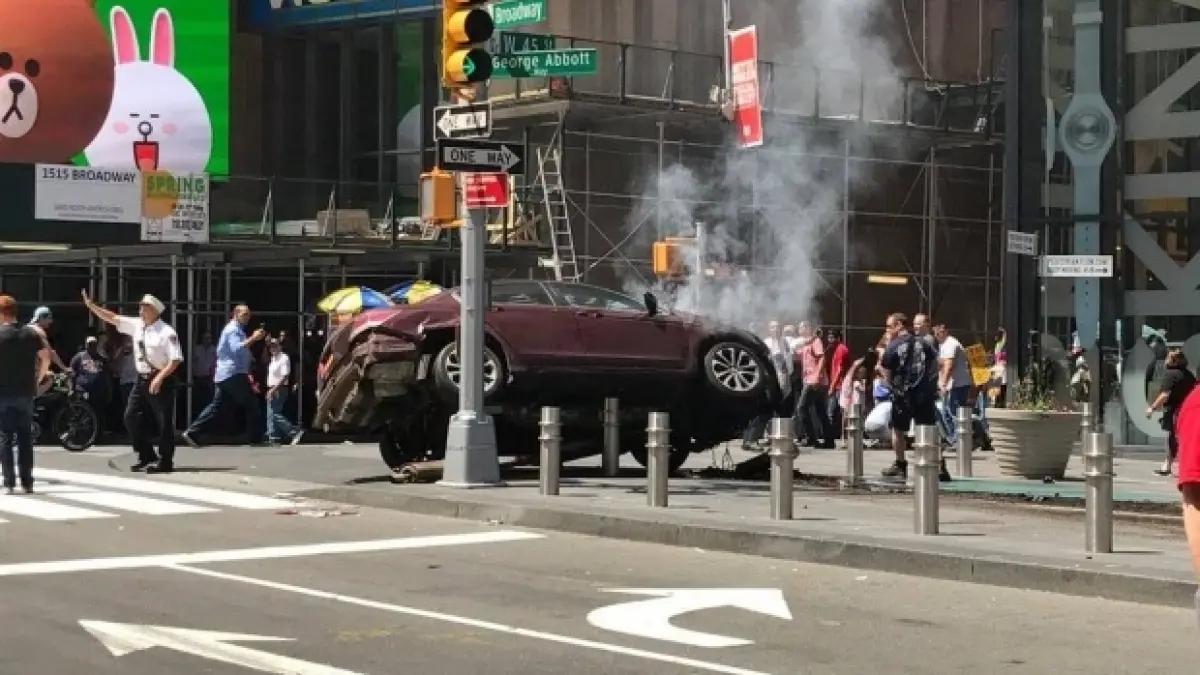 barbatul care a intrat cu masina in multime la new york trebuia sa ma impuscati voiam sa i omor