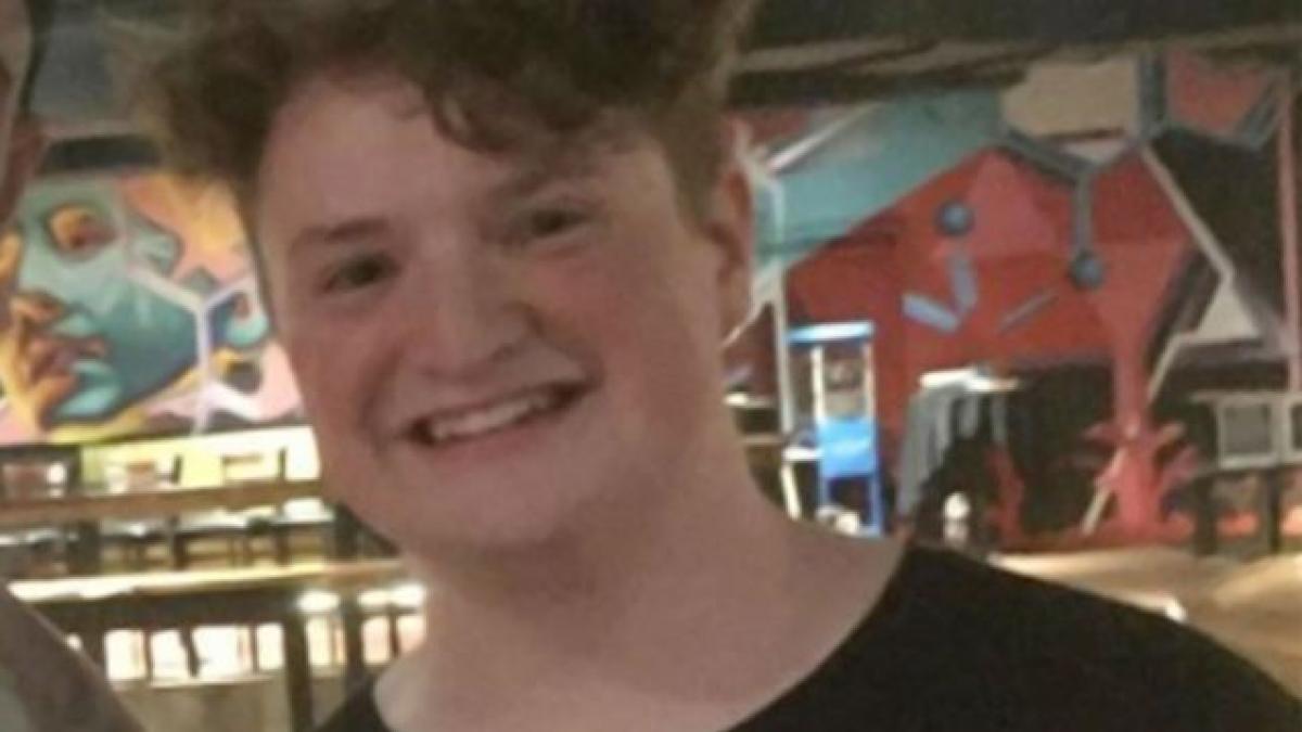 a murit din cauza unei supradoze de cofeina dupa ce a consumat aceste trei bauturi