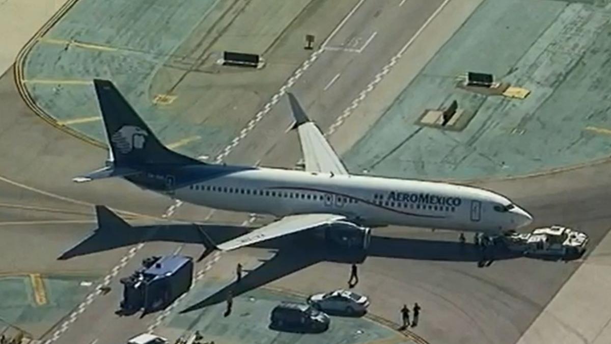 incident grav pe pista aeroportului din los angeles 8 raniti