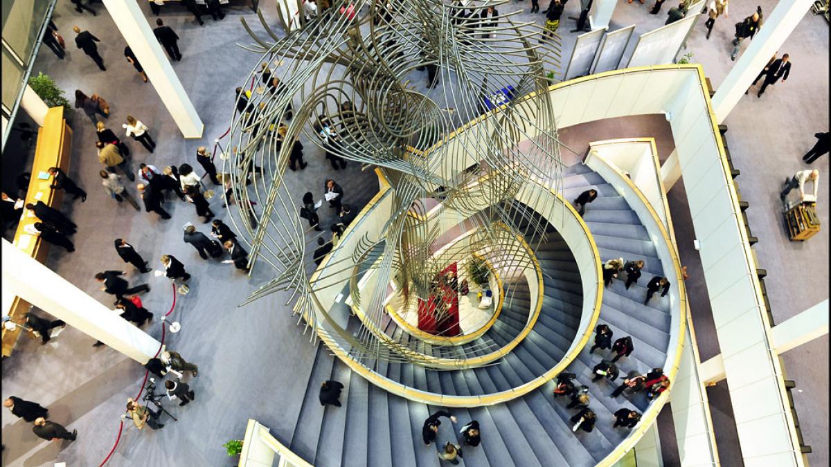 cum functioneaza secretariatul general al parlamentului european