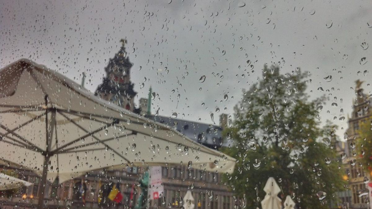 vreme severa in urmatoarele ore meteorologii au facut anuntul in urma cu putin timp