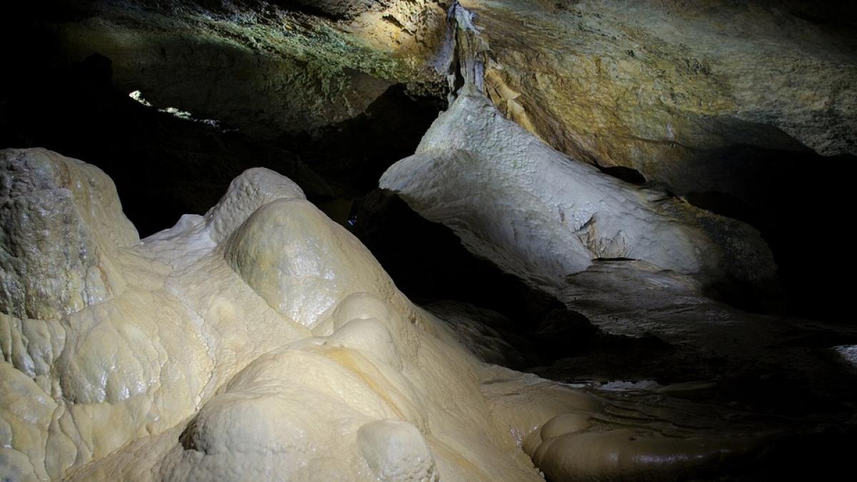 comoara de taina din pestera bolii de ce se feresc localnicii sa intre in ea