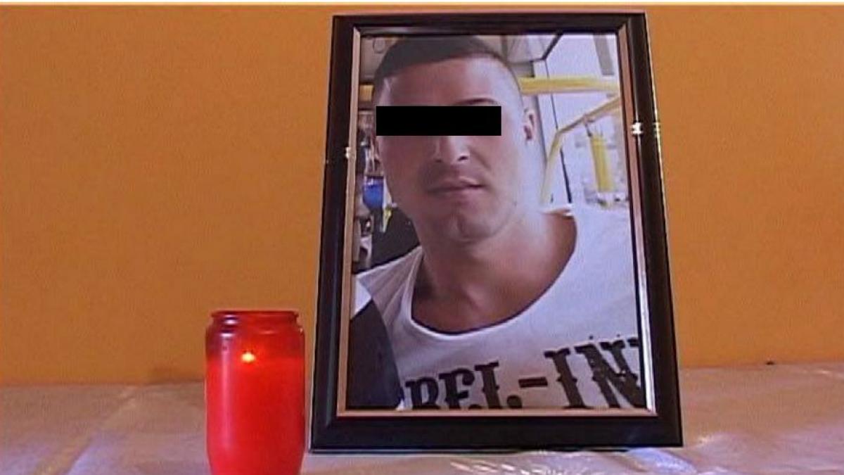 roman ucis cu sabii de macelarie in germania anchetatorii au fost oripilati cand au aflat cine sunt