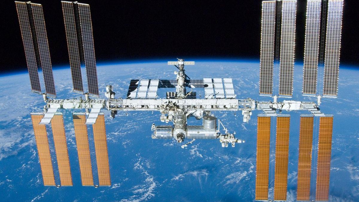 bacterie necunoscuta posibil extraterestra descoperita la bordul iss anunt de ultima ora facut de