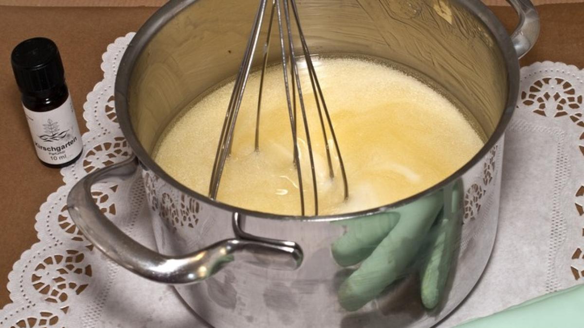 si a spalat tenul cu ulei de cocos si bicarbonat de sodiu timp de o luna ce lucru uimitor i s a