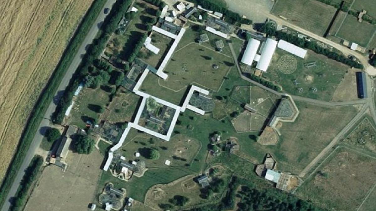 gradina zoologica evacuata dupa ce o ingrijitoare a fost ucisa de un tigru