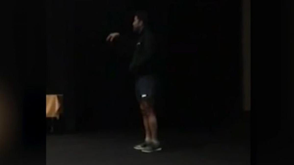 momentul in care un medic intrerupe vizionarea unui documentar anti vaccinare prezenta voastra aici