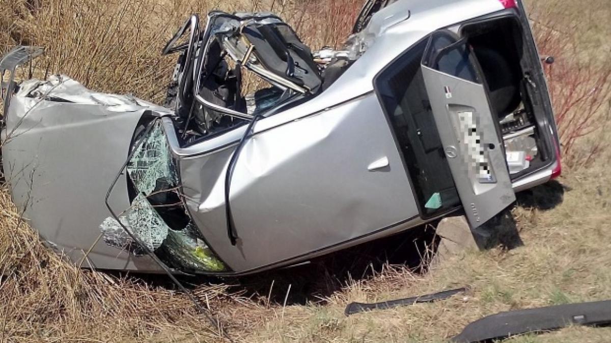 accident ingrozitor la hunedoara un sofer a murit pe loc dupa ce masina pe care o conducea a intrat