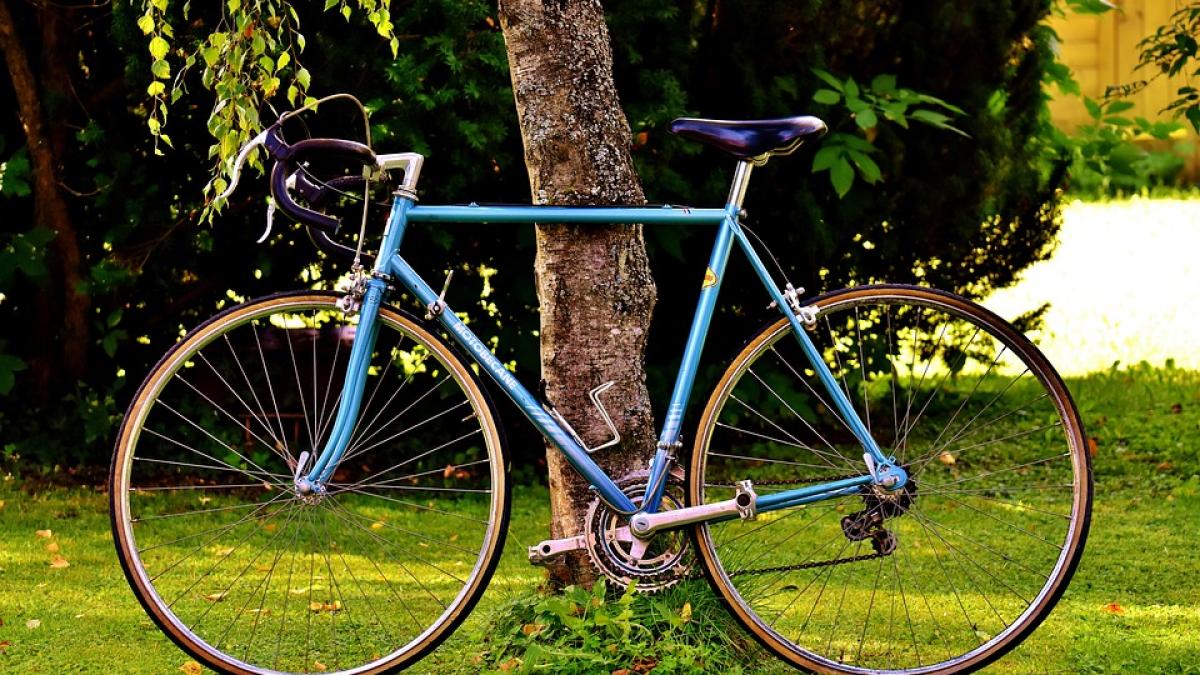 un bacauan si a gasit singur bicicleta care ii fusese furata era la vanzare intr un targ