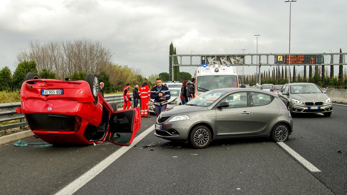 accident cumplit petrecut in urma cu putin timp zece morti pe sosea