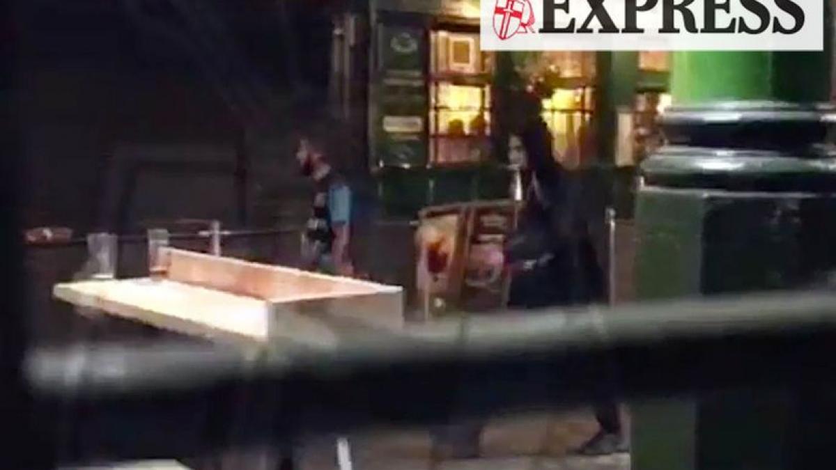 atentat londra imagini cu cei trei teroristi care se plimba pe strada in cautare de victime