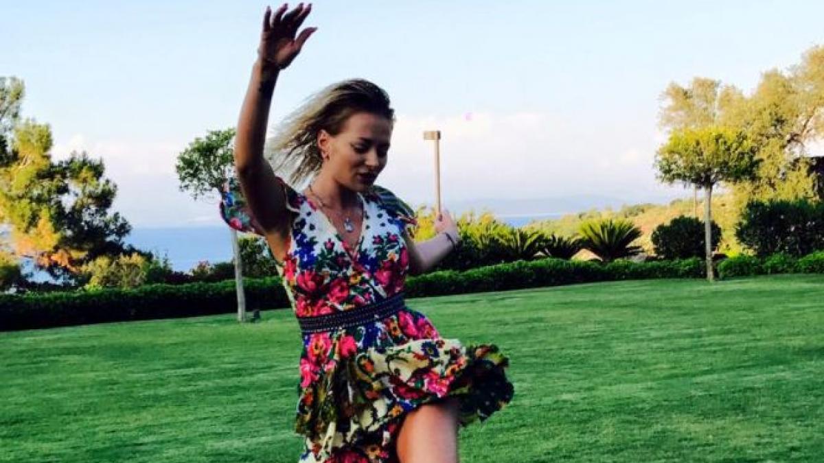 delia in vacanta cu sotul ei cum s a pozat artista la primele ore ale diminetii foto