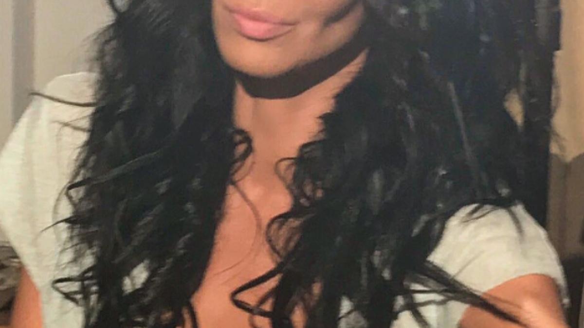 foto cum arata mihaela radulescu in costum de baie