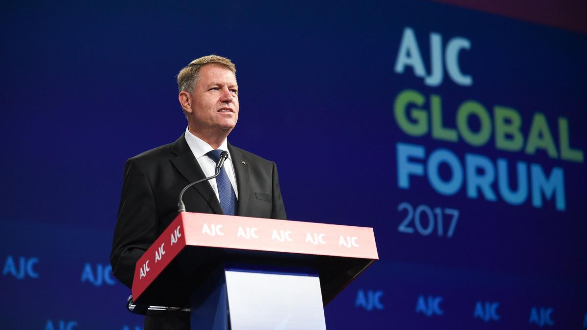 klaus iohannis s a intalnit cu seful cia ce i a spus acesta despre serviciile de informatii din