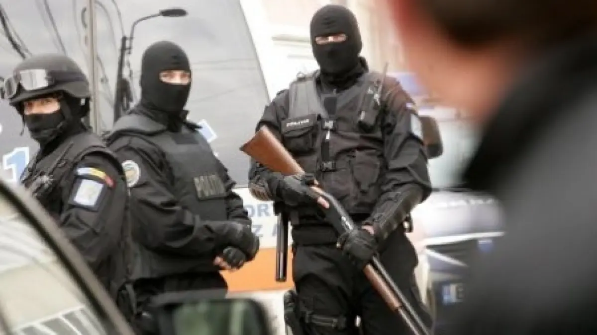 perchezitii in bucuresti ilfov si giurgiu intr un dosar privind contrabanda cu tigari