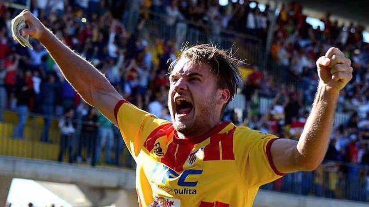 george puscas este erou in italia promovare istorica alaturi de benevento