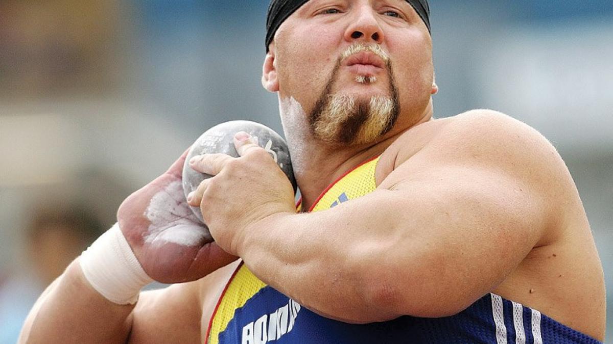 multiplu campion national si balcanic in stare critica la spital