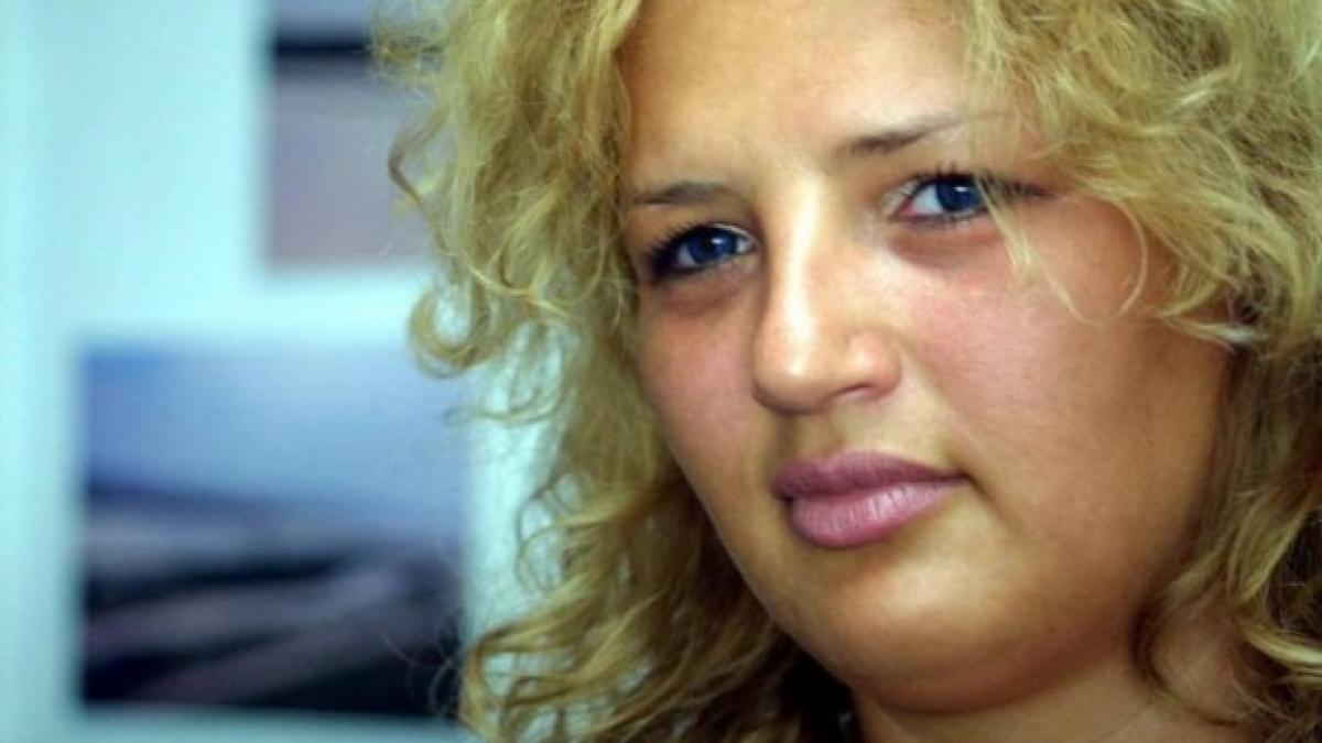 cum arata locul unde ioana basescu a fost spionata in pat cine a facilitat montarea microfoanelor