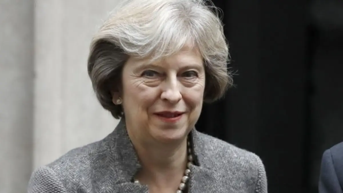 premierul britanic theresa may dezvaluie componenta noului guvern