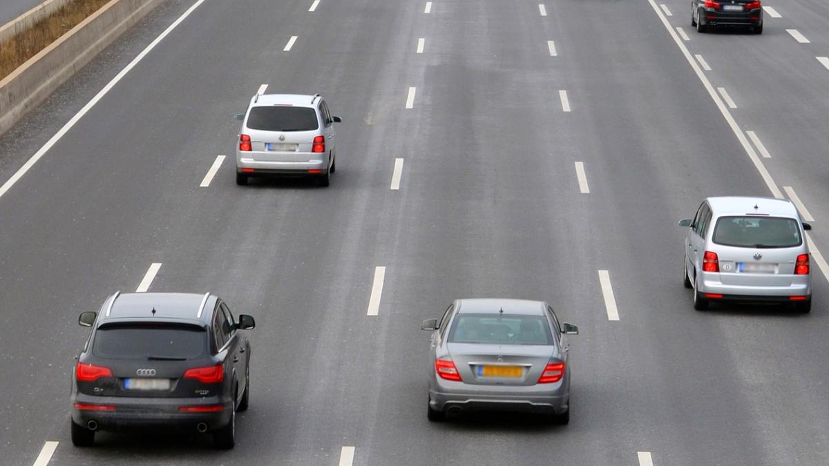 conducea linistit pe o autostrada cand a avut parte de o aparitie total neasteptata cum naiba a