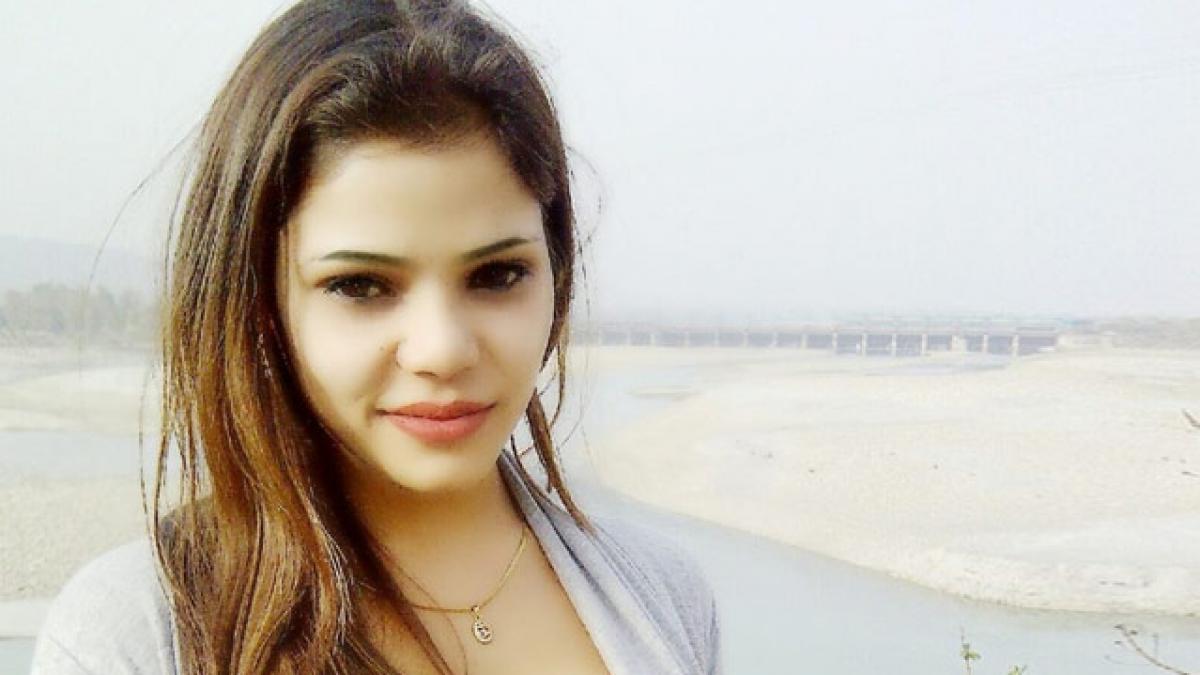 actrita gasita moarta in casa la 26 de ani