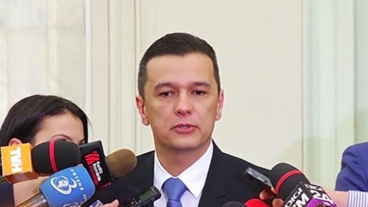 manifestatie de sustinere pentru premierul sorin grindeanu in piata victoriei