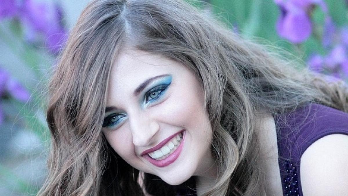 zambetul pe locul 2 in topul celor 43 de obiceiuri care fac oamenii mai fericiti cine ocupa primul