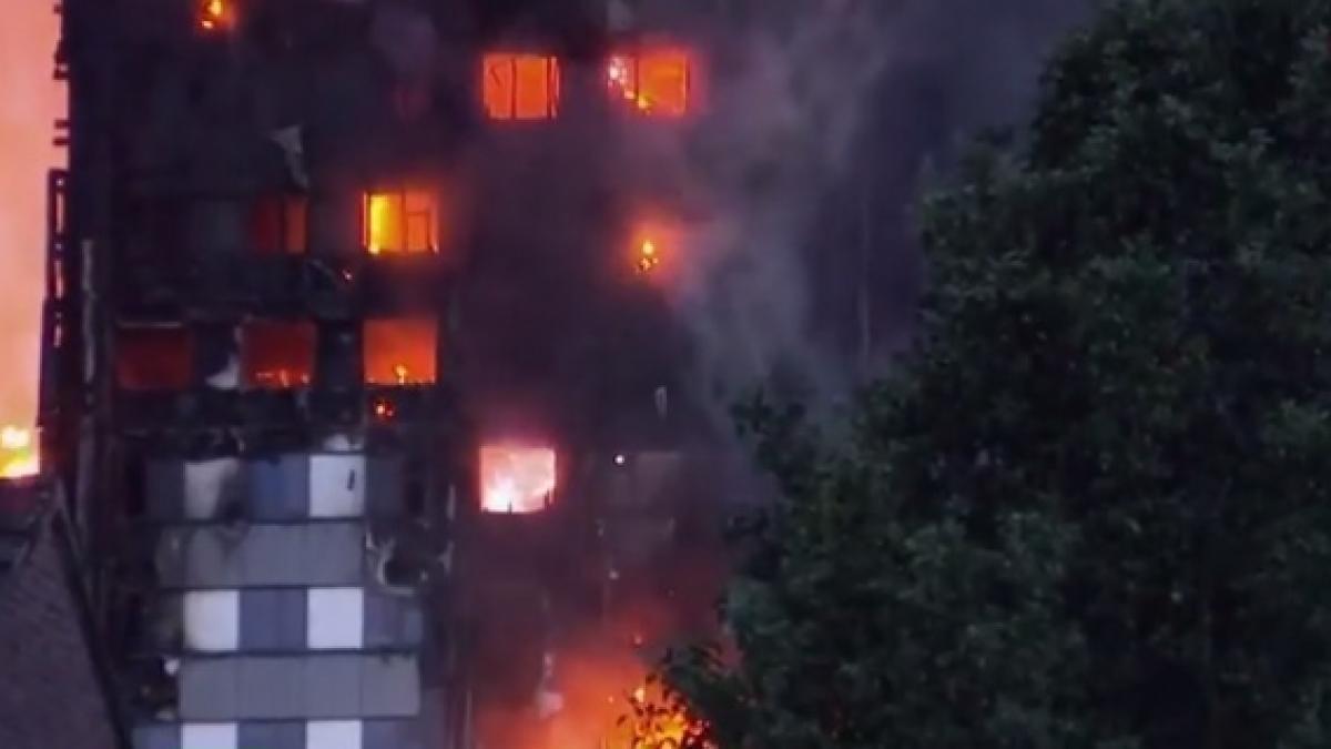 de la ce a pornit incendiul care a distrus cladirea de apartamente grenfell tower din londra
