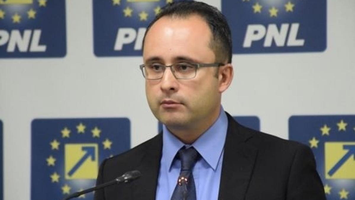 cristian busoi la congresul pnl ludovic te ai inconjurat de oameni pe care i ai criticat nu cred ca