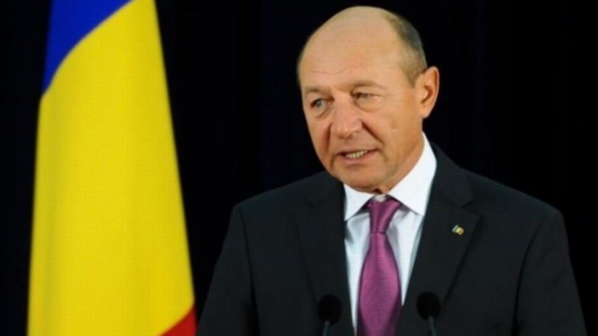 basescu ataca decizia ccr abuzul in serviciu nu trebuie sa aiba prag de bani ci de fapte