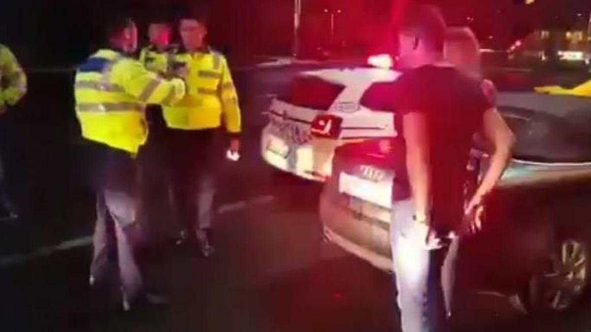 fiica lui boureanu danseaza pe mese in timp ce tatal ei e daramat in arest