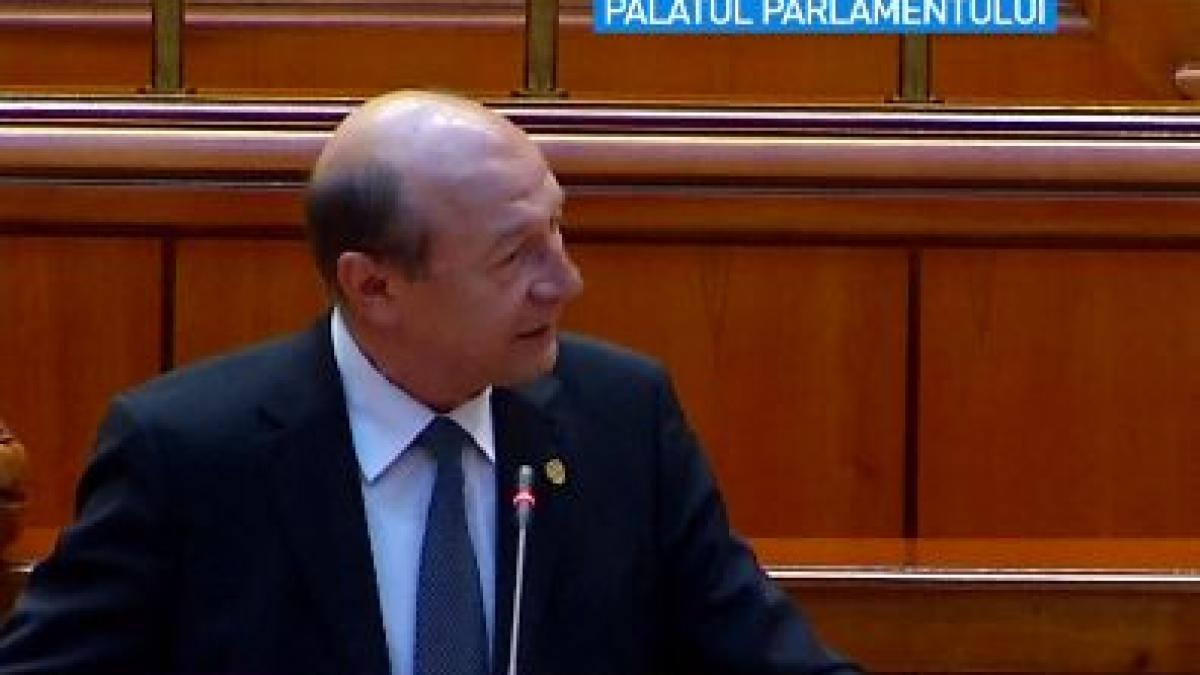 traian basescu in plenul parlamentului psd si alde trebuie sa ia drumul opozitiei