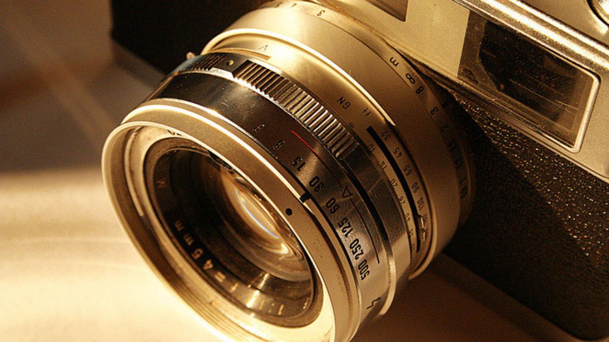 a cumparat un vechi aparat foto si a descoperit imagini tulburatoare foto