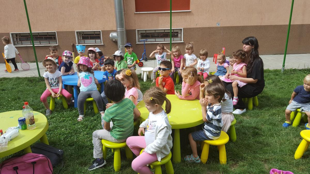 eroii zilei copiii care alearga pentru copii