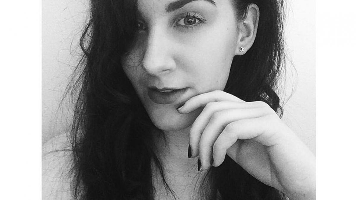 umilinta suprema i a trimis o poza nud si n a mai suportat ce a facut fata cu imaginea baiatului e