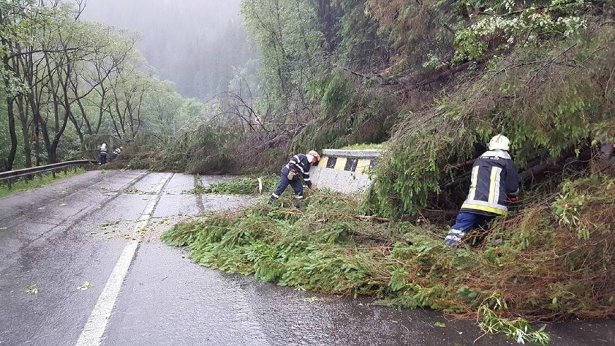 furtunile au facut ravagii in romania zece judete au fost afectate