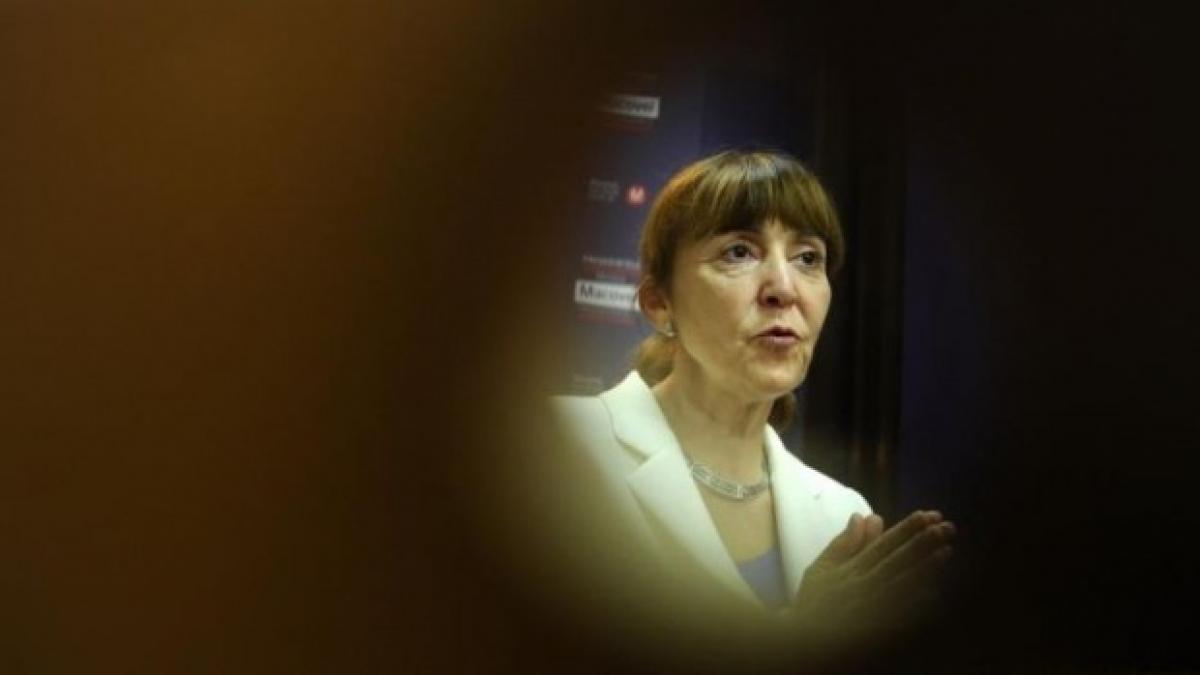 omul lui macovei se chinuie sa redeschida dosarul oug 13