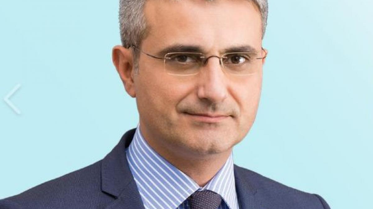 initiativa legislativa robert turcescu lucrarile de doctorat din 1990 si pana acum sa fie publicate