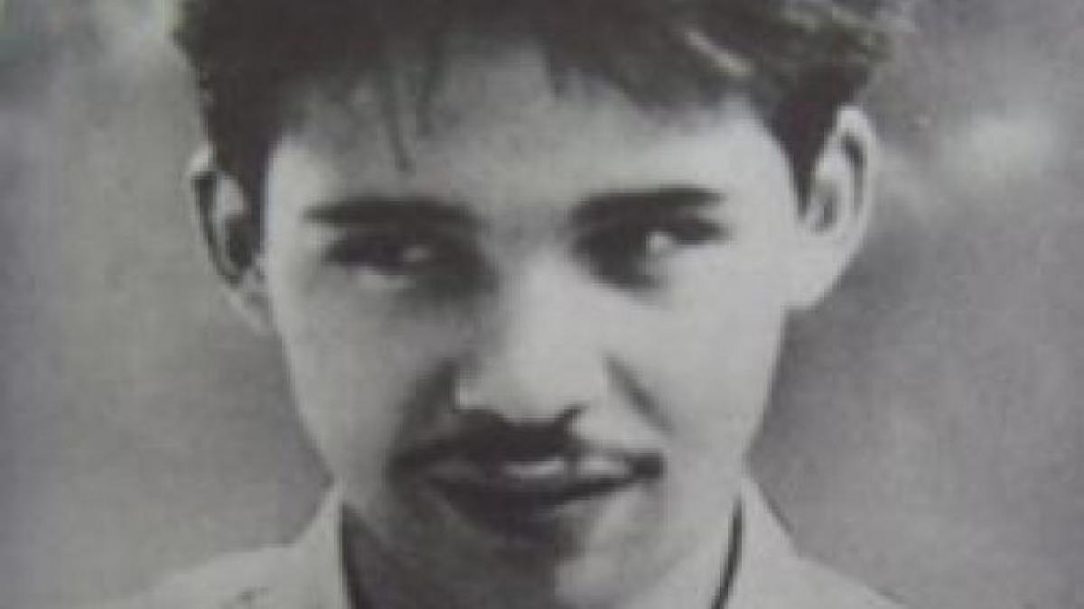 moartea suspecta a poetului nicolae labis crima sau accident