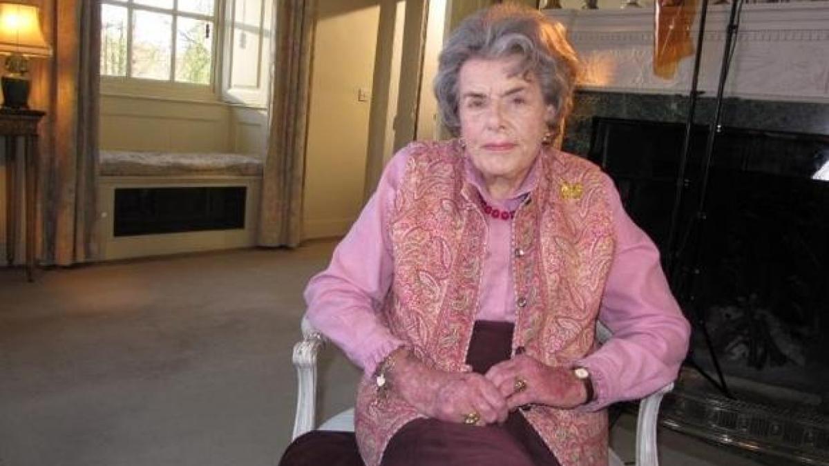 doliu in familia regala din marea britanie a murit verisoara printului philip si nasa de botez a