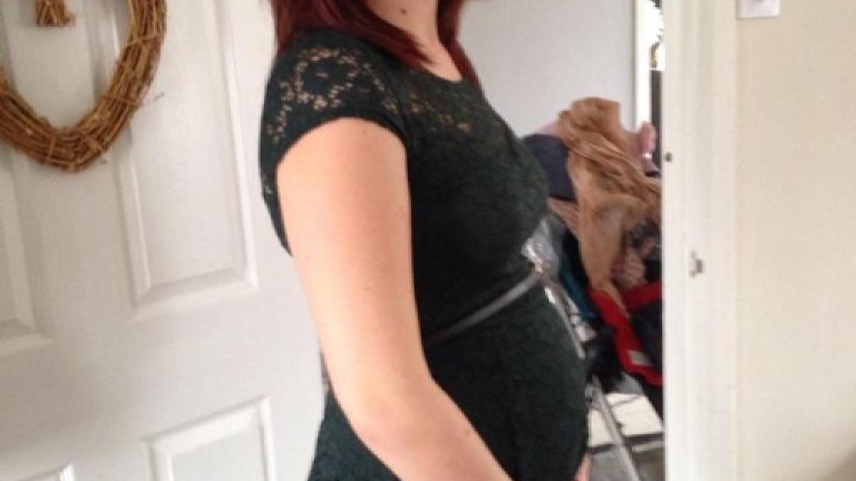 copilul sau nu o va cunoaste niciodata din cauza ca ea facea asta de trei ori pe saptamana ultima