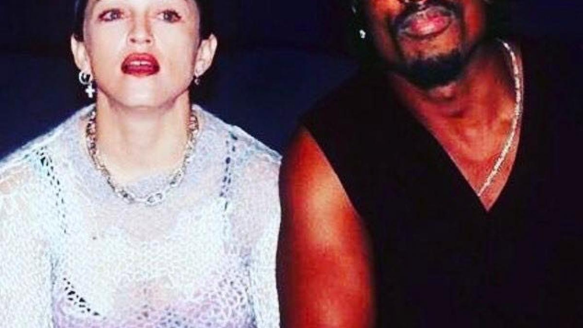 romania va gazdui summitul initiativei celor trei mari din 2018 klaus iohannis a lansat propunerea