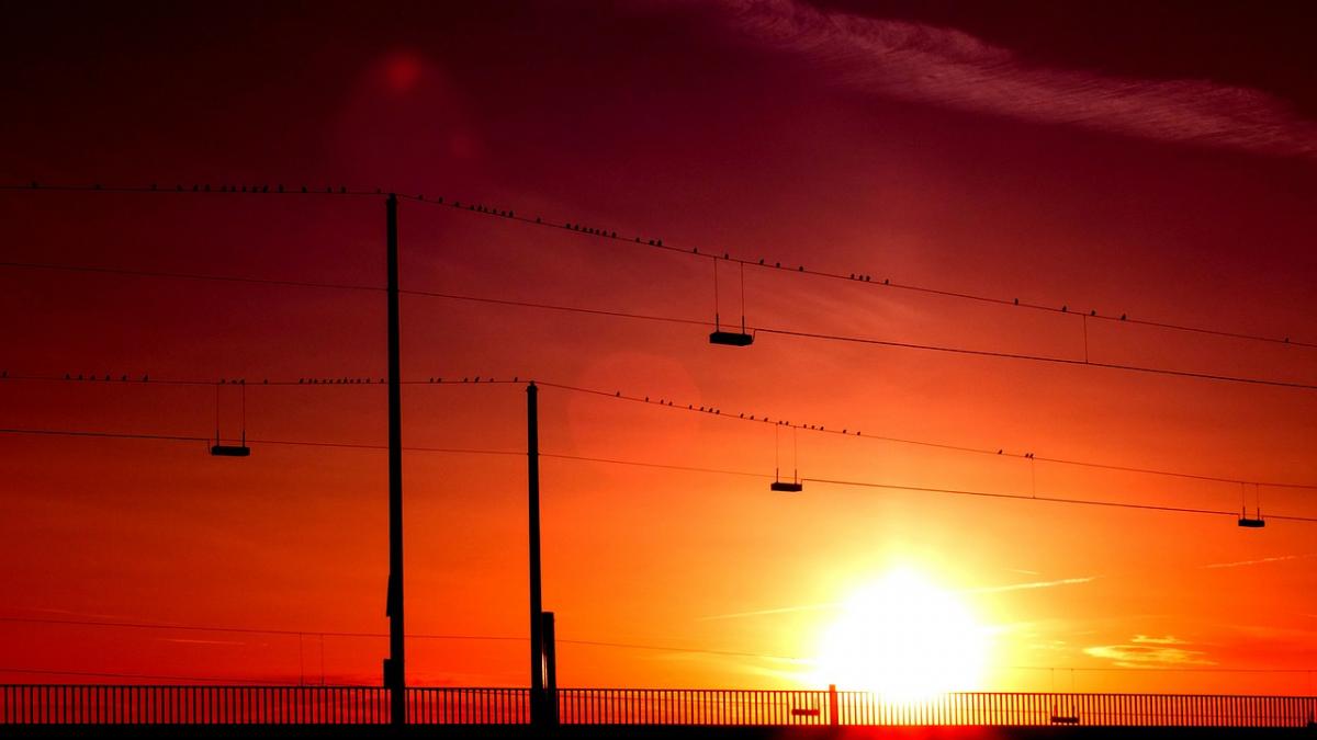 canicula se intoarce maxime de 38 de grade de joi vin furtunile