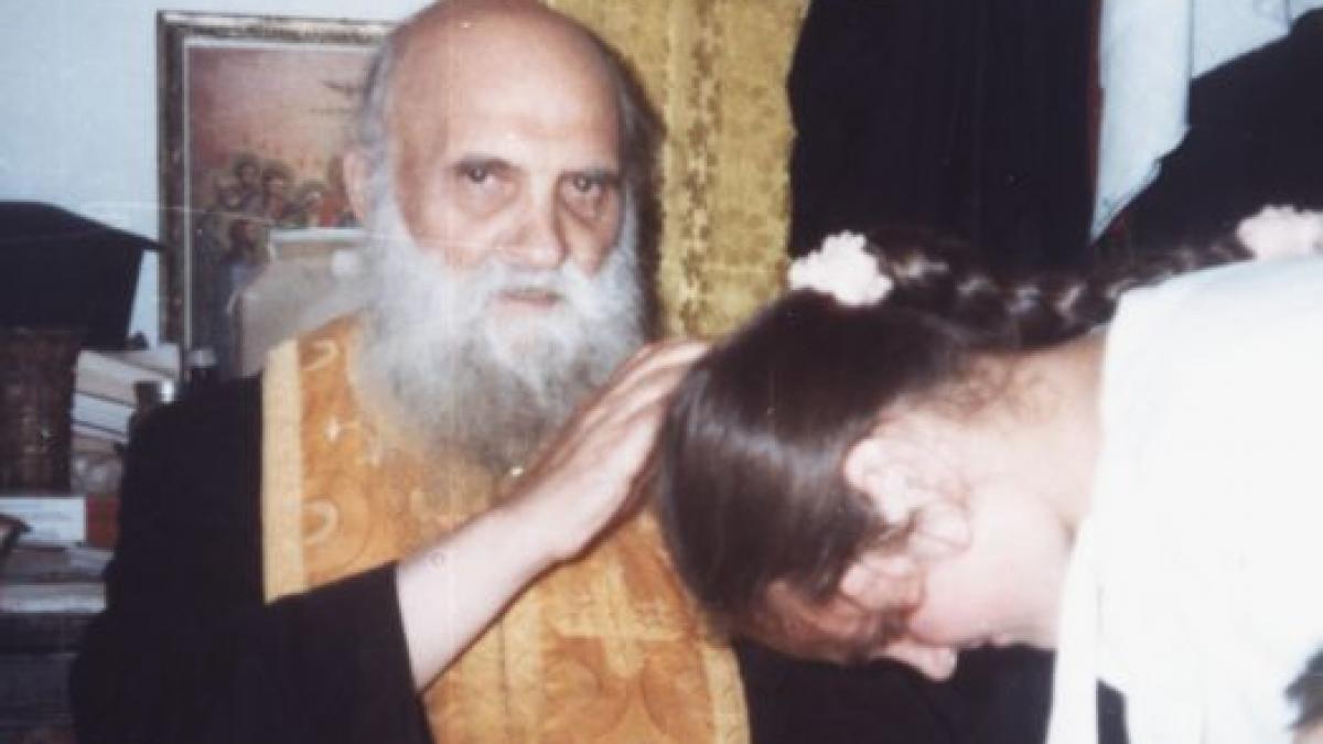 cum sa te feresti de farmece vraji si blesteme ce spunea parintele ilarion argatu