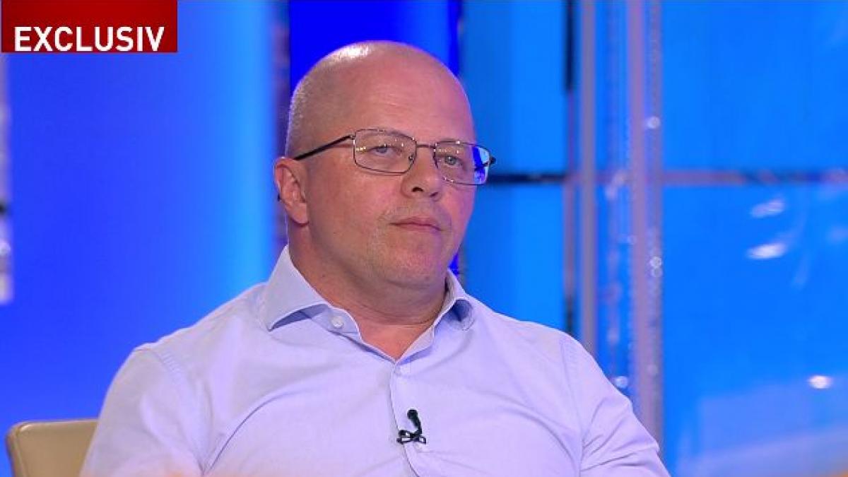 adrian ursu dupa ce dragnea a batut cu degetul in microfonul antena 3 daca acesta este liviu