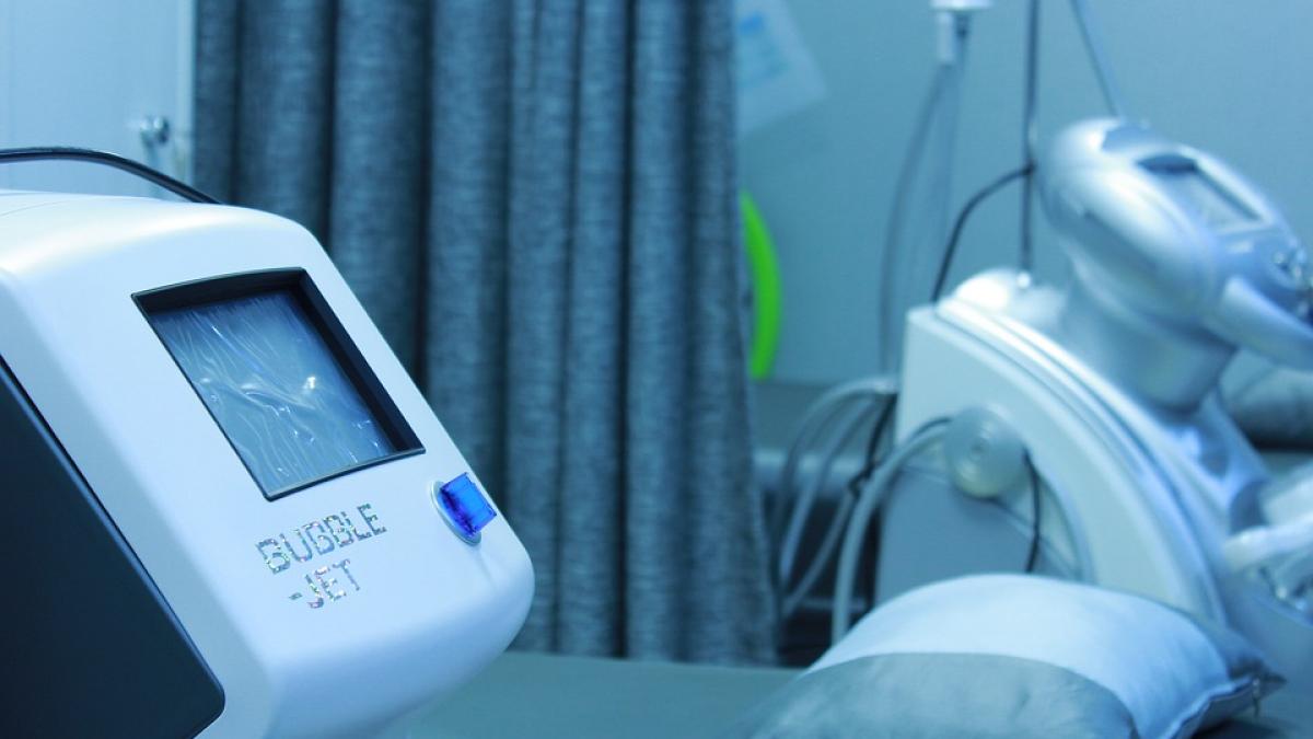 a suferit un accident vascular cerebral la nici o ora de la externare ce tratament i au dat medicii